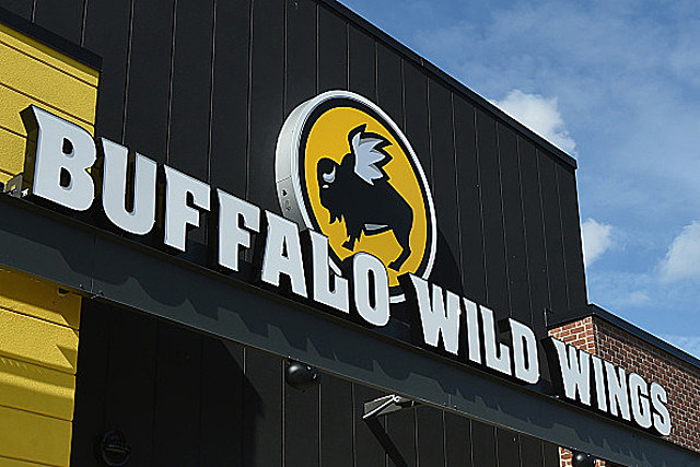 Buffalo Wild Wings Donates $100K & $40K In Gift Cards!